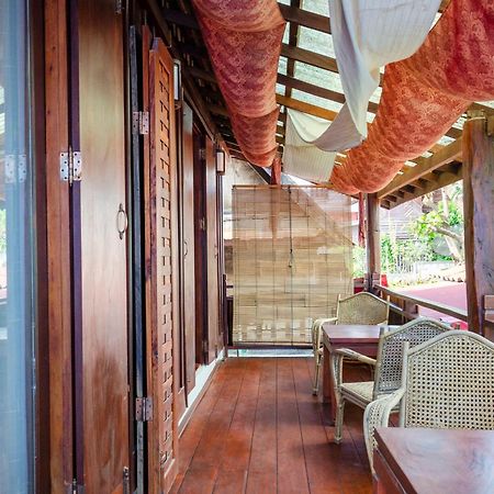 วิลลา สมพงศ์ Bed & Breakfast หลวงพระบาง ภายนอก รูปภาพ