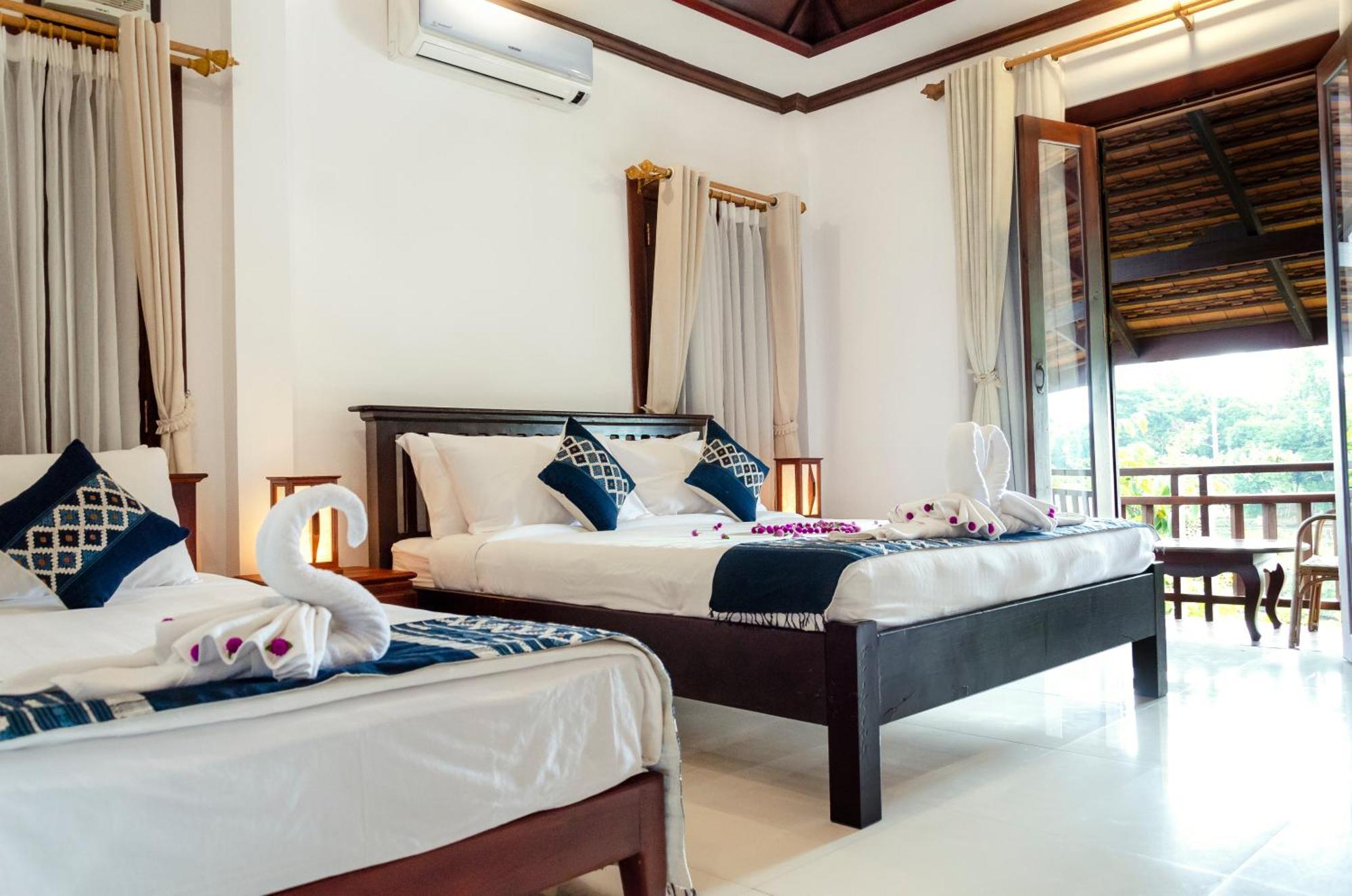 วิลลา สมพงศ์ Bed & Breakfast หลวงพระบาง ภายนอก รูปภาพ