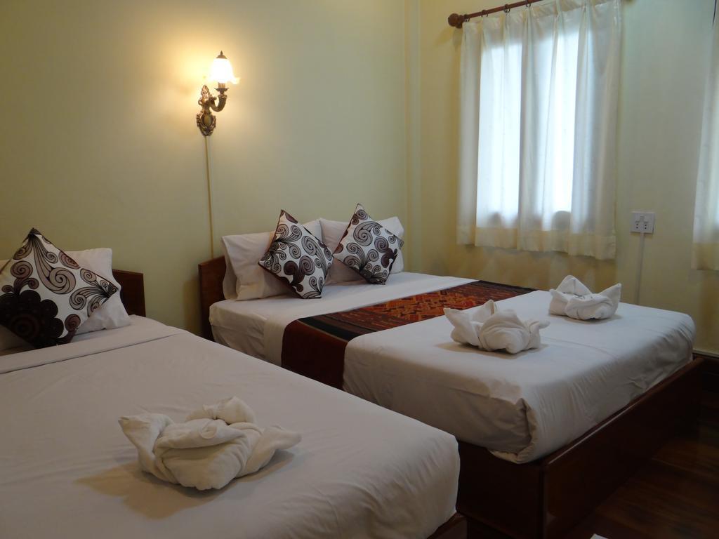 วิลลา สมพงศ์ Bed & Breakfast หลวงพระบาง ห้อง รูปภาพ